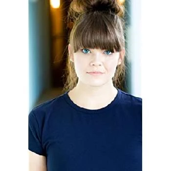 Emily Florence - Age, Bio, Birthdate, Family, Networth & More