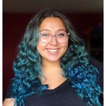 Emily Freire - Age, Bio, Birthdate, Family, Networth & More