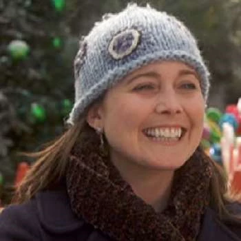 Emily George Lyons - Age, Bio, Birthdate, Family, Networth & More