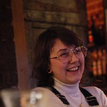 Emily Hale - Bio, Networth, Family, Age, Birthdate & More