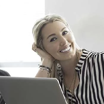 Emily Hunter Salveson - Age, Bio, Birthdate, Family, Networth & More