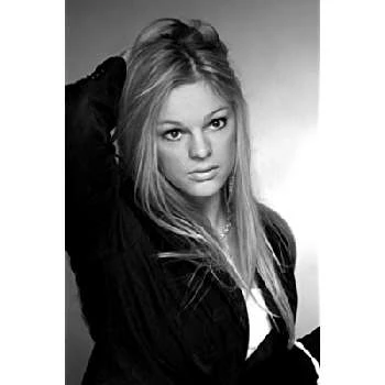 Emily Korba - Age, Bio, Birthdate, Family, Networth & More