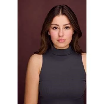 Emily Nicol - Age, Bio, Birthdate, Family, Networth & More