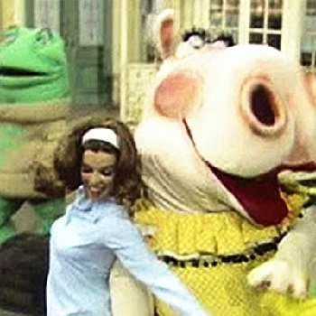 Emily Peden - Wiki, Bio, Birthdate, Networth, Family & More