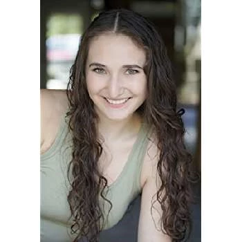 Emma Cullen - Age, Bio, Birthdate, Family, Networth & More