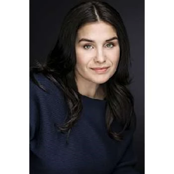 Emma Draper - Age, Bio, Birthdate, Family, Networth & More