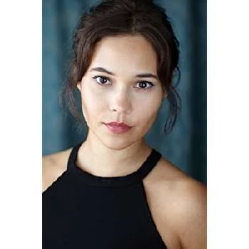 Emma Fischer Biography