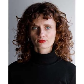 Emma James - Age, Bio, Birthdate, Family, Networth & More