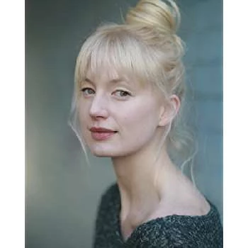 Emma King - Age, Bio, Birthdate, Family, Networth & More