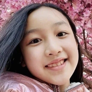 Malea Emma Biography