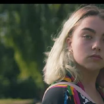 Emma Rose Allan - Age, Bio, Birthdate, Family, Networth & More