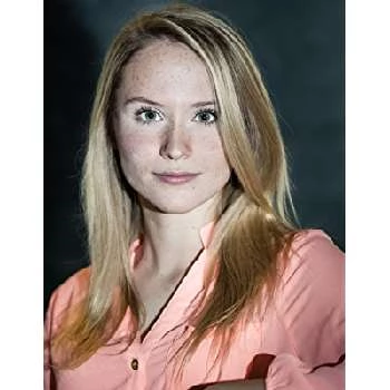 Emma Russell - Age, Bio, Birthdate, Family, Networth & More