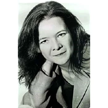 Emma Stirland - Age, Bio, Birthdate, Family, Networth & More