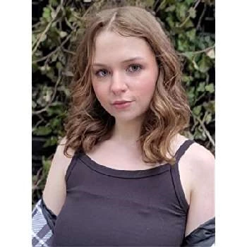 Emmi Mullen - Age, Bio, Birthdate, Family, Networth & More