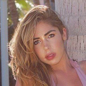Emmy Corinne Biography