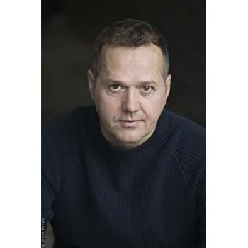 Emni Blakcori Biography