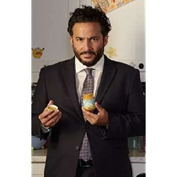 Ennis Esmer - Height, Bio, Wiki, Family, Birthplace, Networth & More