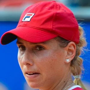 Marina Erakovic - Biography, Birthdate, Family, Networth & More