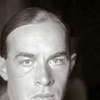 Erich Maria Remarque - Age, Bio, Birthdate, Family, Networth & More