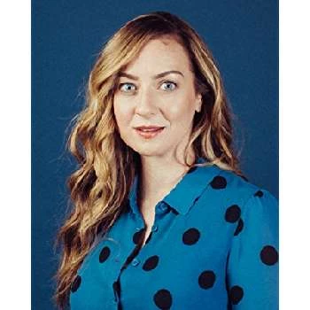 Erin Tracy - Age, Bio, Birthdate, Family, Networth & More