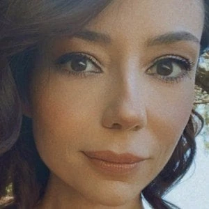 Sofia Escobar Biography
