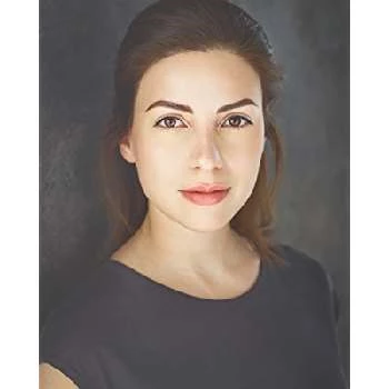 Esma Kirim - Age, Bio, Birthdate, Family, Networth & More