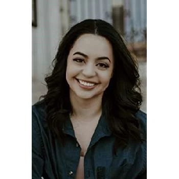 Esme Banuelos - Age, Bio, Birthdate, Family, Networth & More