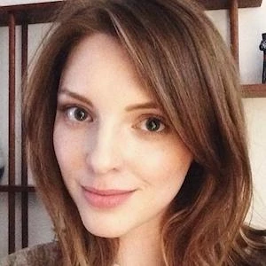 Estee Lalonde Biography