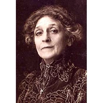 Estar Banks - Age, Bio, Birthdate, Family, Networth & More