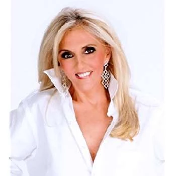 Estella Sneider Biography