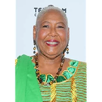 Esther Scott - Date Of Birth, Bio, Birthdate, Parents, Networth & More