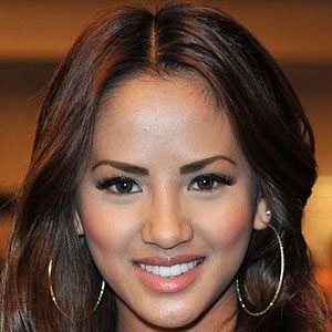 Emmalyn Estrada Biography
