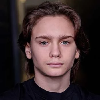 Etienne Kellici - Age, Bio, Birthdate, Family, Networth & More