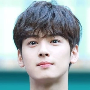 Cha Eun woo Bio Networth Family Age Birthdate More