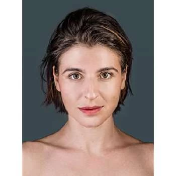 Eva Bay - Family, Bio, Birthdate,Age, Networth , Wiki& More