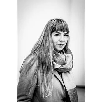 Eva Cools - Age, Bio, Birthdate, Family, Networth & More