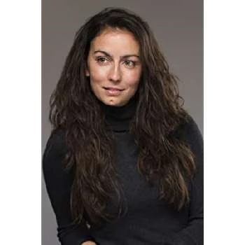 Eva de Noe - Age, Bio, Birthdate, Family, Networth & More