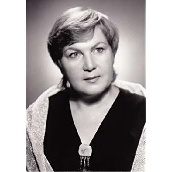 Eva Hradilová - Birthdate, Age, Family, Bio, Networth & More