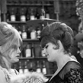 Eva Pilarová - Adderess, Bio, Birthdate, Family, Wiki & More