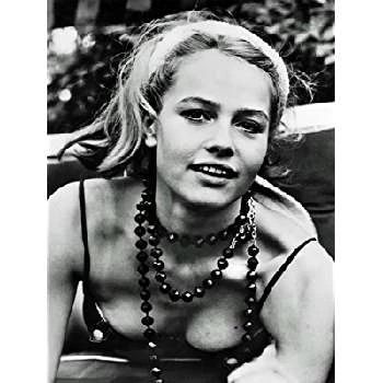 Eva Renzi - Networth, Biography, Birthdate, Family & More