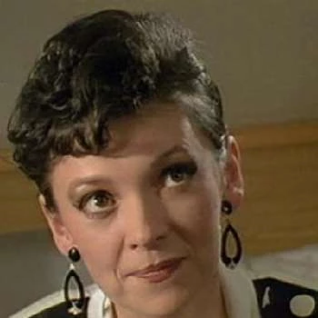 Eva Reznarová - Wiki, Bio, Birthdate, Networth, Family & More