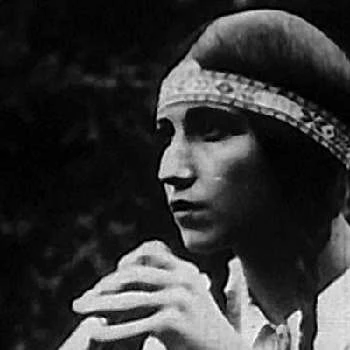 Evangeline Russell - Age, Wiki, Birthdate, Bio, Networth, Family & More