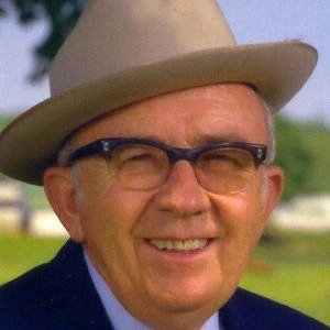 Bob Evans - Birthplace, Bio, Wiki, Birthday, Family, Networth & More