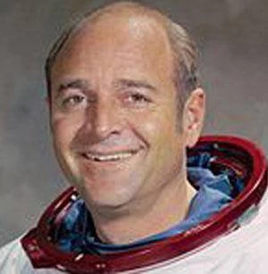 Ronald Evans - Birthday, Bio, Wiki, Family, Networth & More