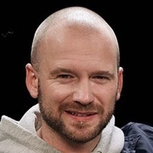 Sean Evans Biography