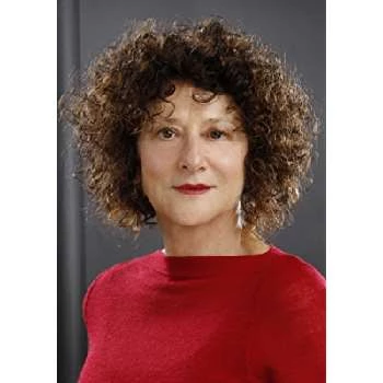 Evelyn Krape - Birthdate, Age, Family, Bio, Networth & More