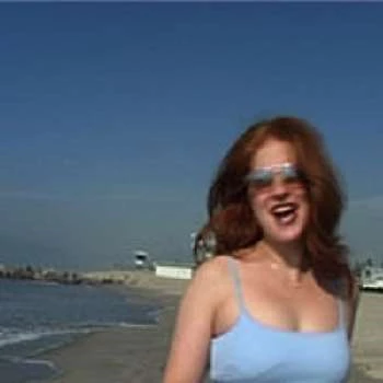 Evie Peck - Age, Bio, Birthdate, Family, Networth & More