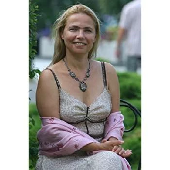 Ewa Kurylo - Parents, Networth, Bio, Birthdate, Family Wiki & More