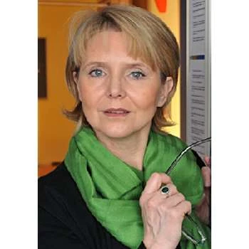 Ewa Serwa - Wiki, Family, Bio, Birthdate, Networth & More