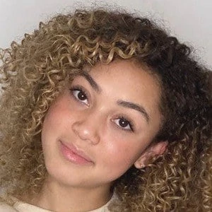 Kamaia Fairburn Biography